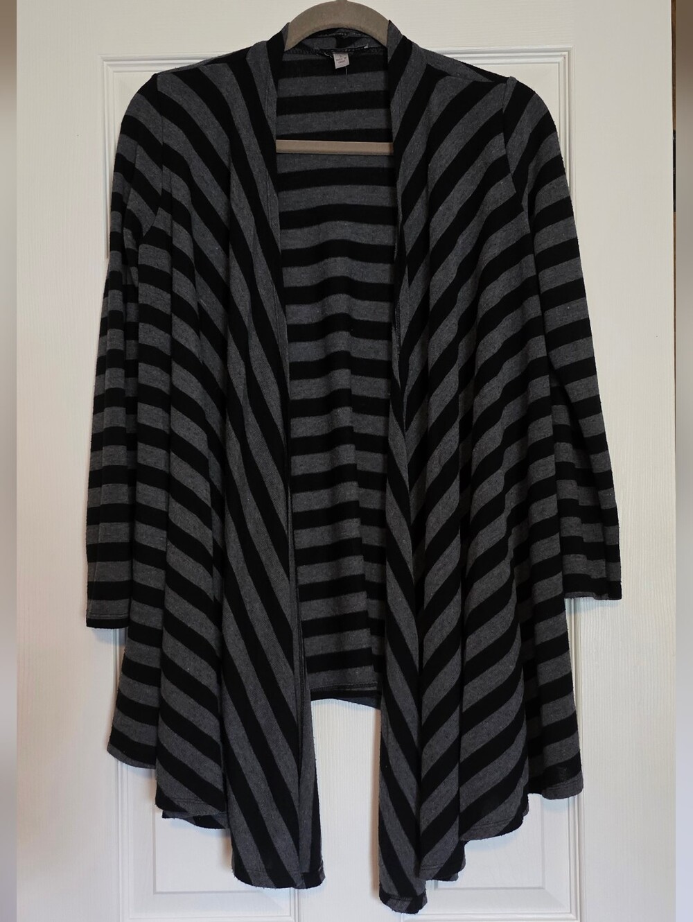 Women's Open-Front Striped Cardigan - Black & Gray